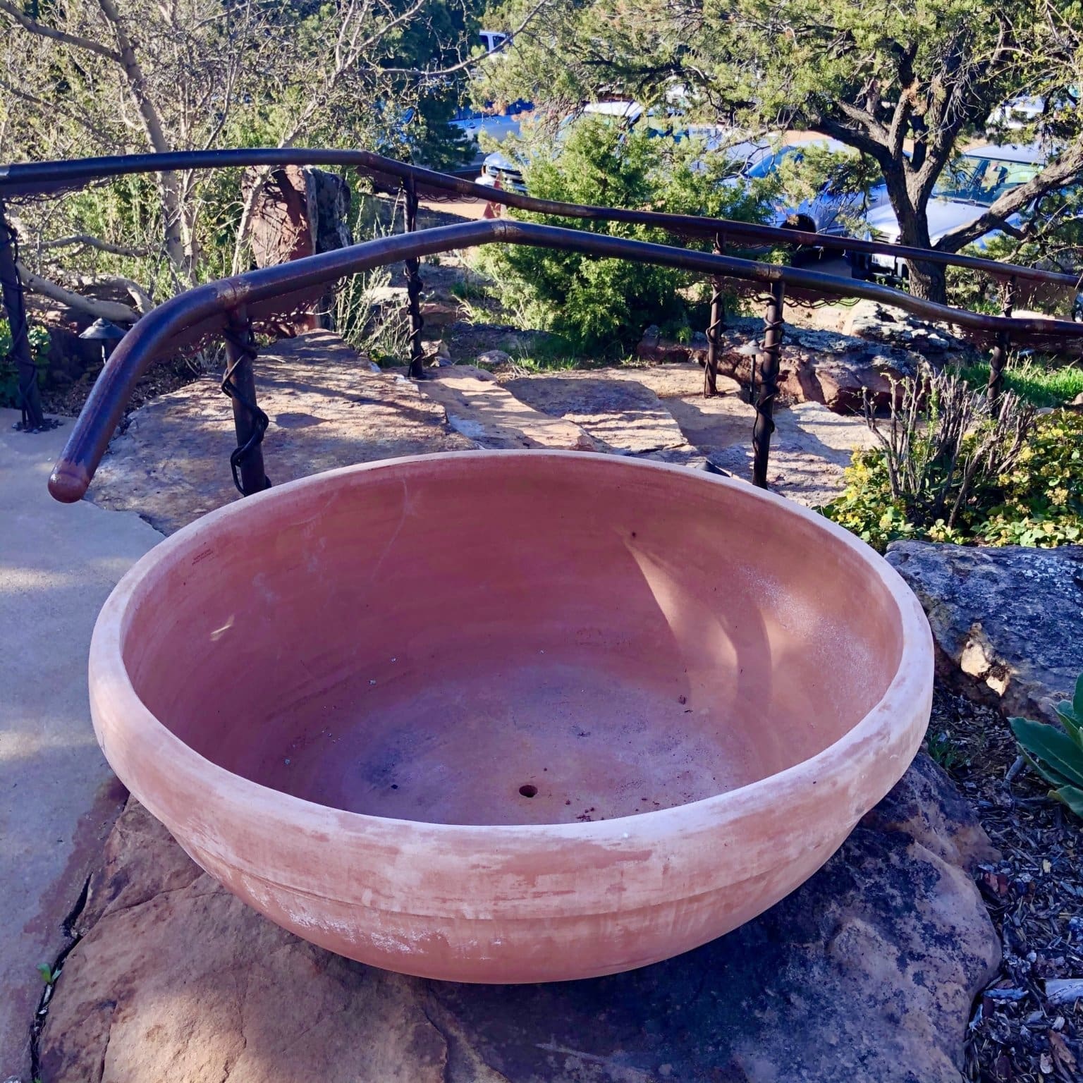 Bowl Planter with Lip - Tuscan Terracotta