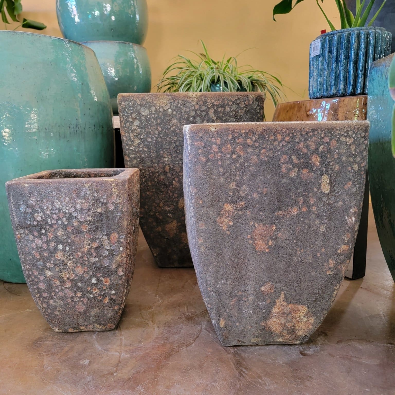 Campania Banteay Planter - Angkor Green Mist - Image 2