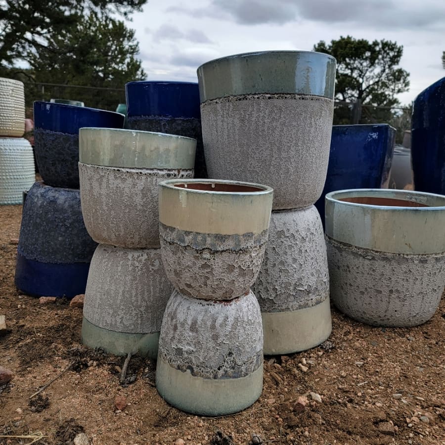 Two-Tone Egg Pot - White