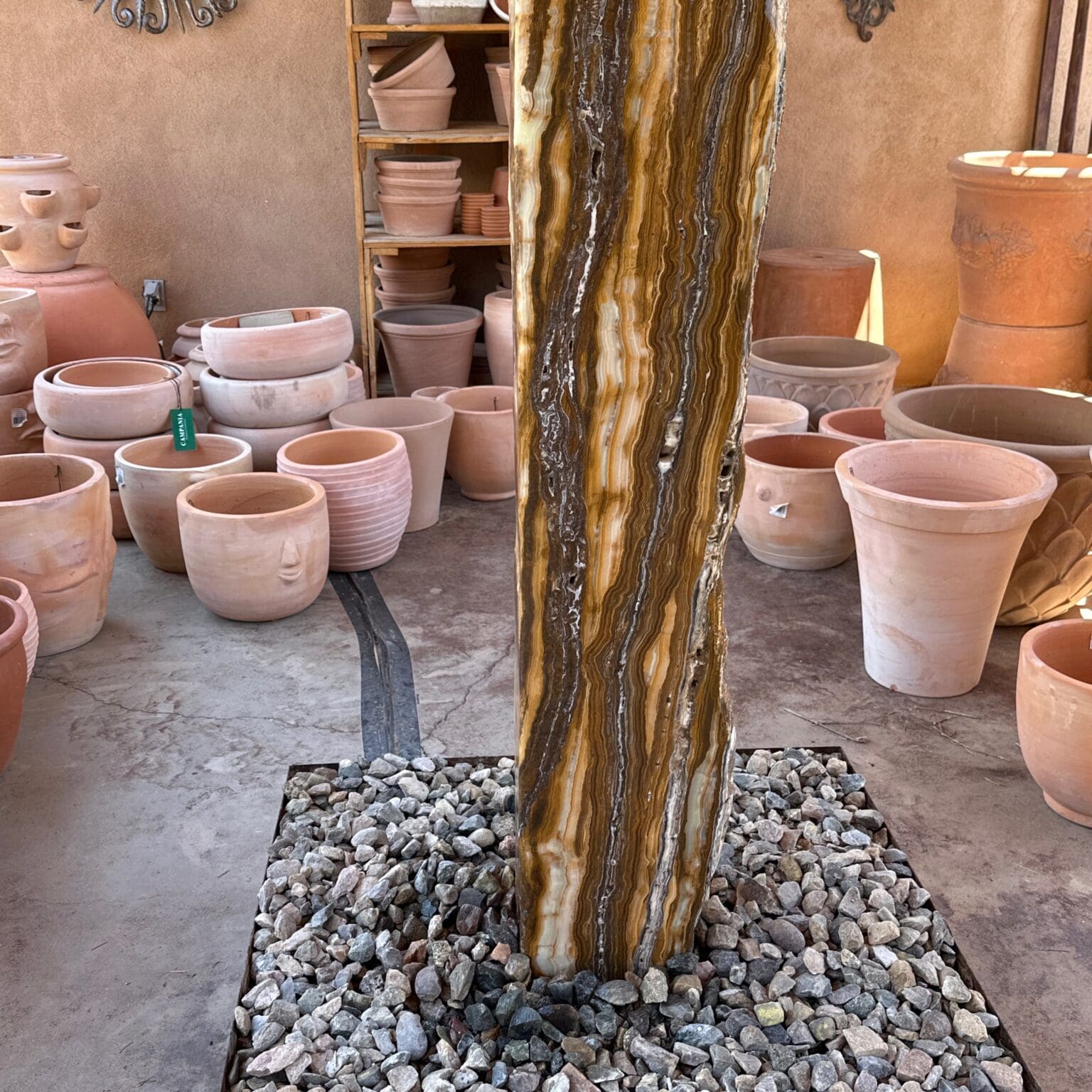 Onyx fountain