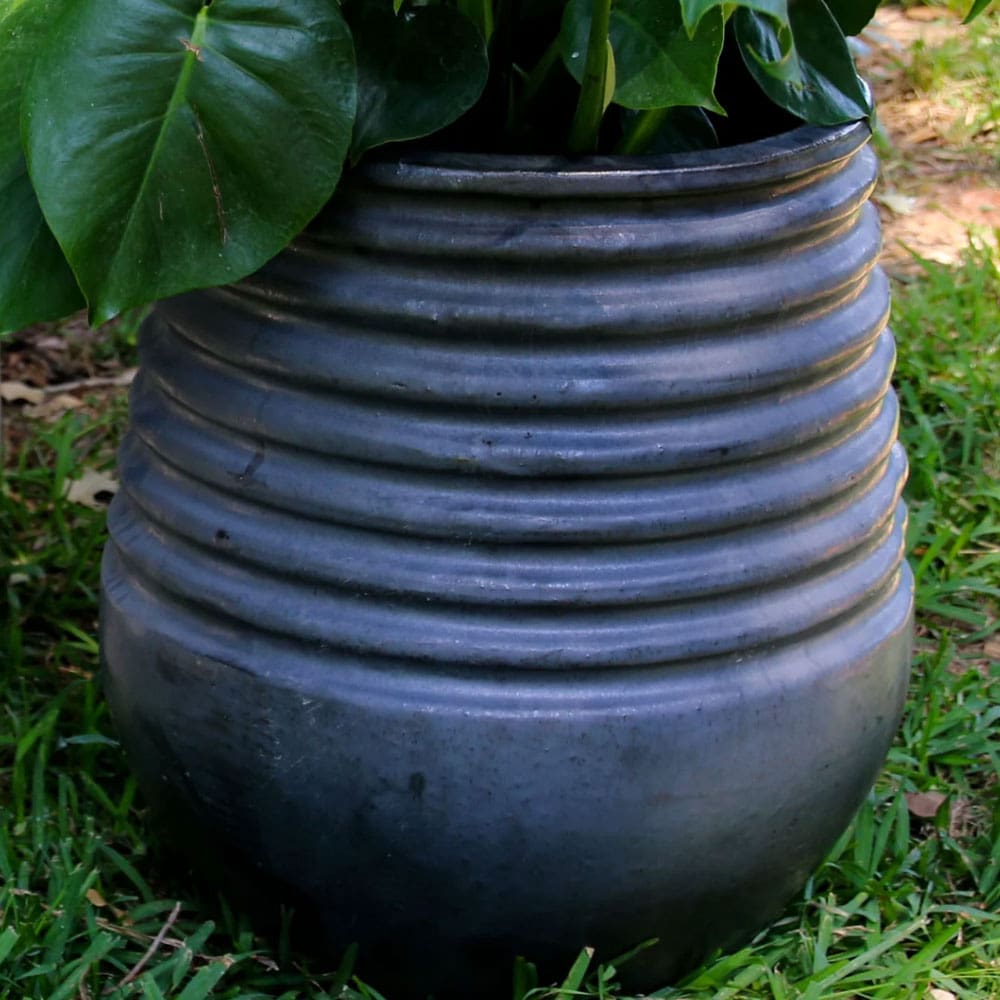 Anamese Coiled Rim Planter - Graphite