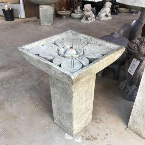 Campania Andra Fountain - Image 2