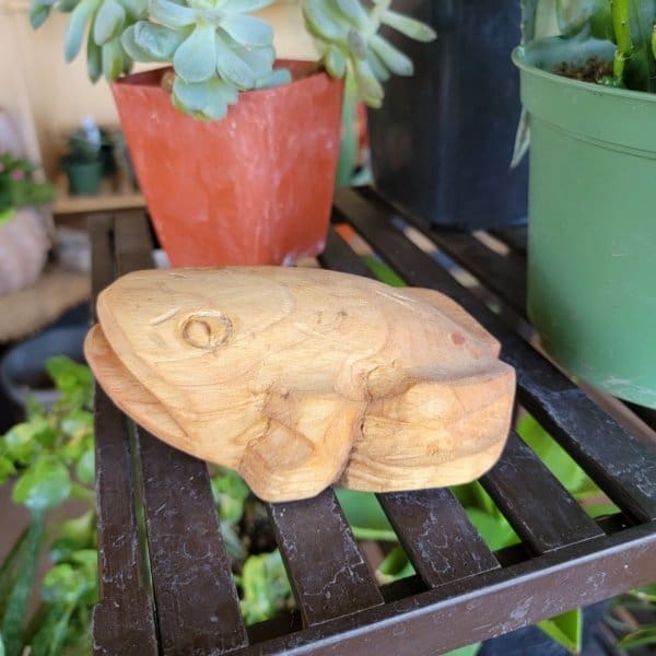Small Wooden Frog - Image 2