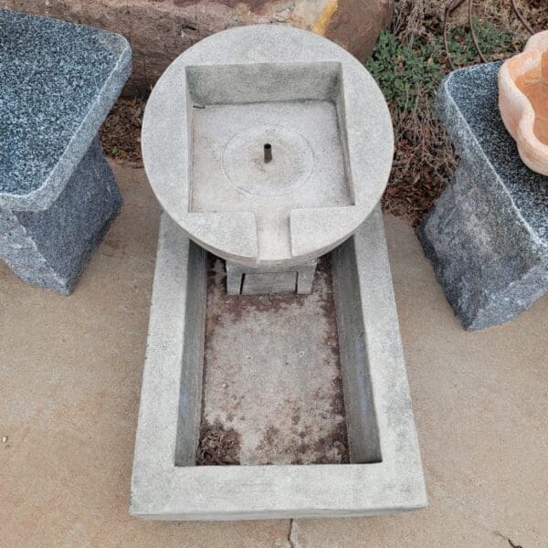 Campania Genesis II Fountain