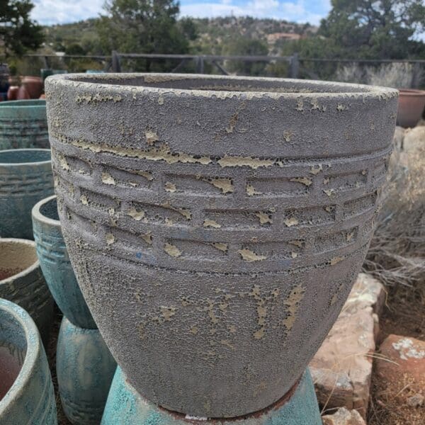 Atlantis Abbey Planter - Brown